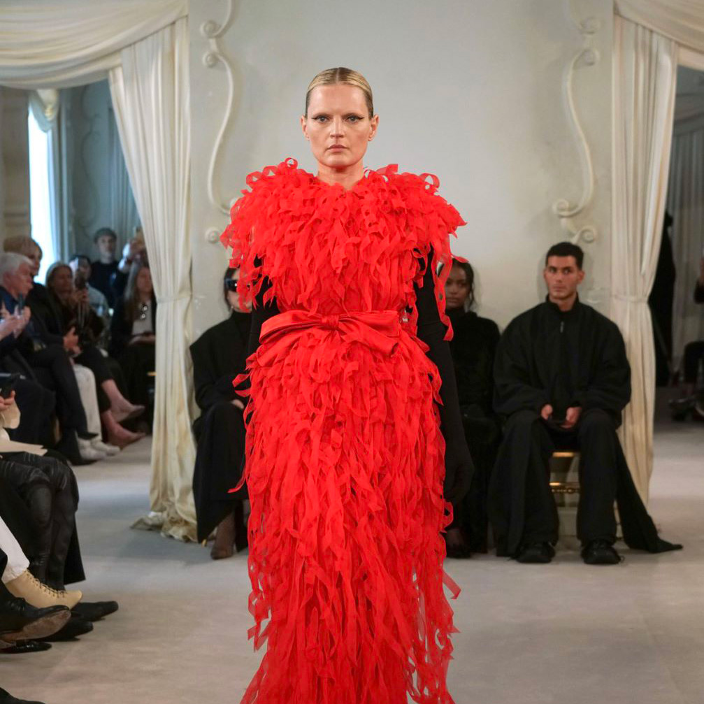 Balenciaga Haute Couture fw23 Fashion Shows Fashion La Mode en Images